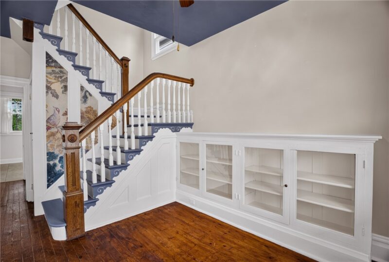 838 Taylor Ave — photo 4