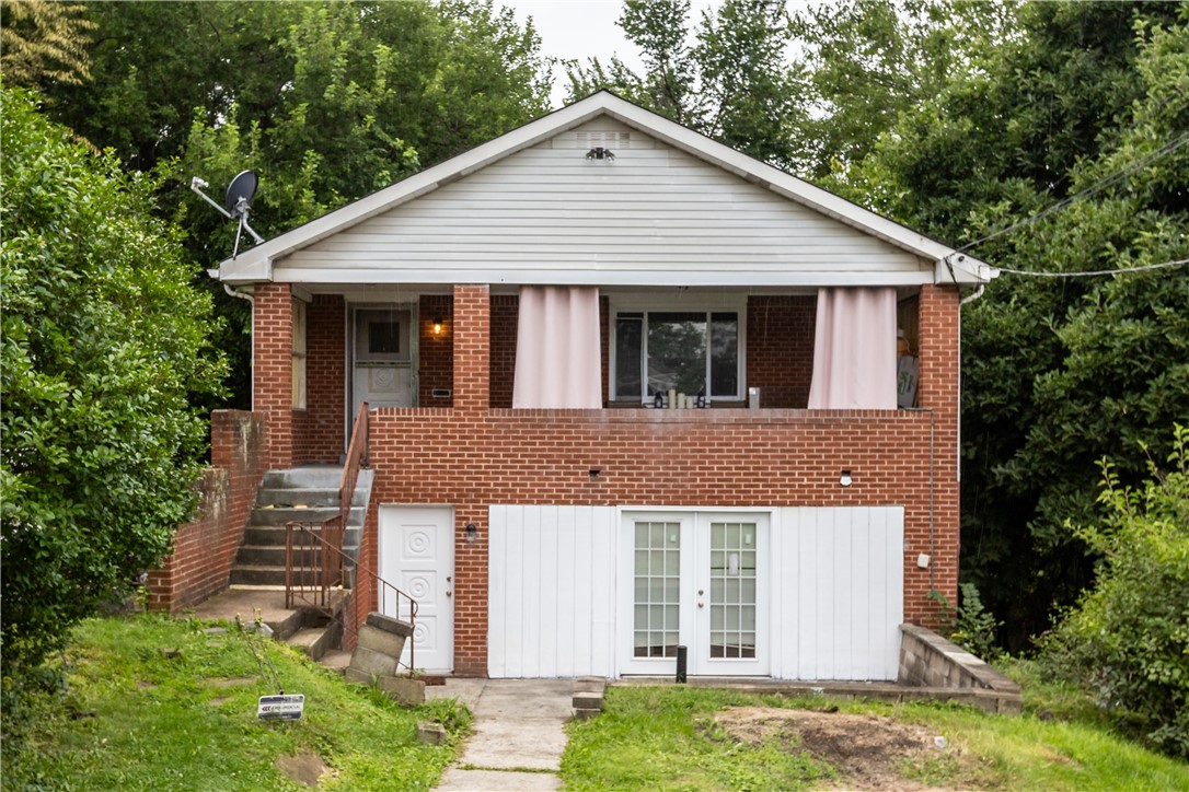 7913 Lloyd Ave — photo 1