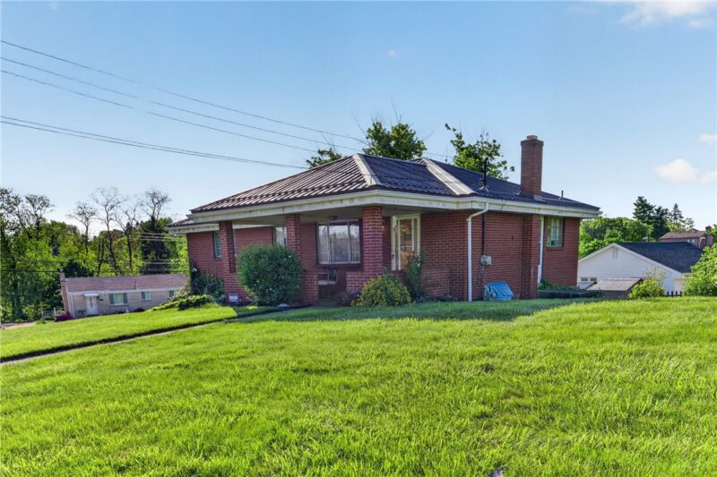 105 Flicker Dr — photo 2