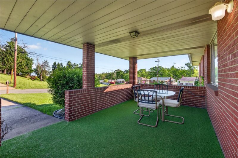 105 Flicker Dr — photo 3