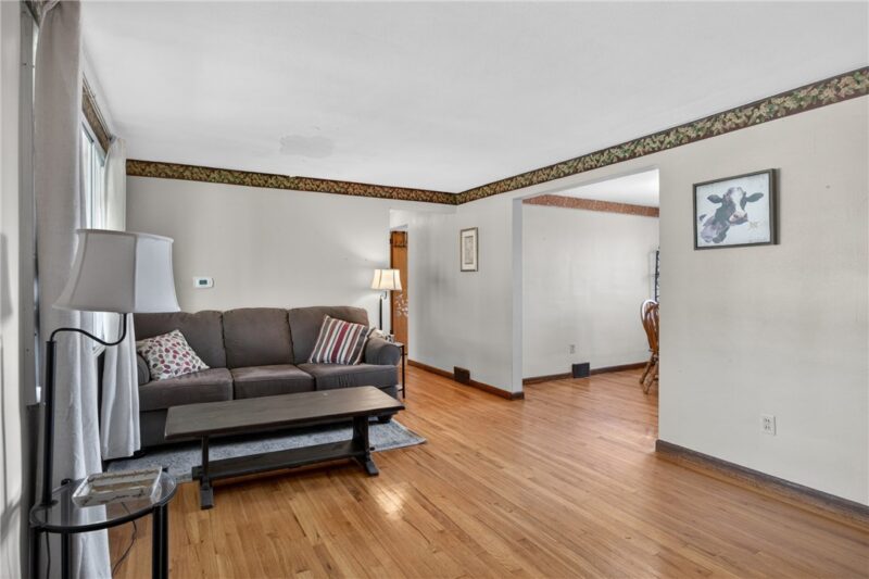 105 Flicker Dr — photo 5