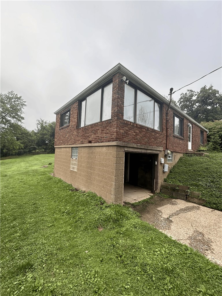 6944 Shannon Rd — photo 2
