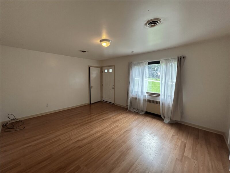 6944 Shannon Rd — photo 3