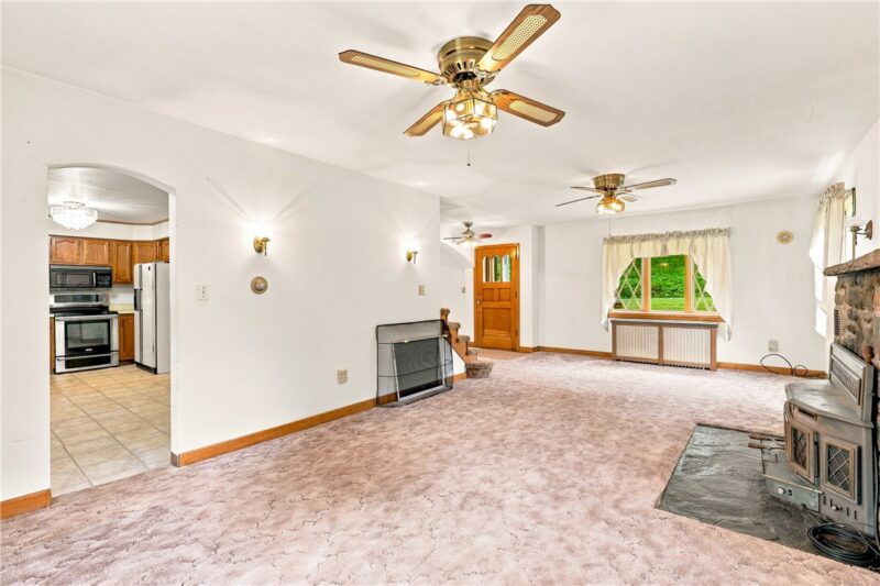 488 Bloom Rd — photo 8