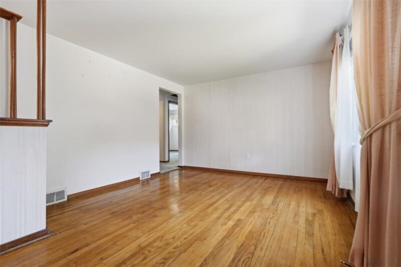 522 Naysmith Rd — photo 8