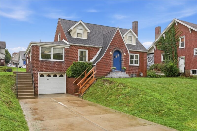 210 N Haft St — photo 2