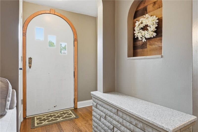 210 N Haft St — photo 6