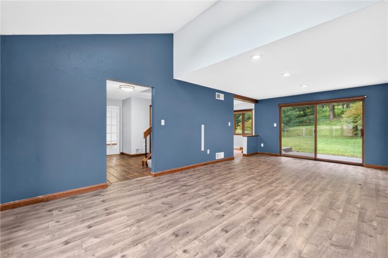 267 Kinvara Dr — photo 6
