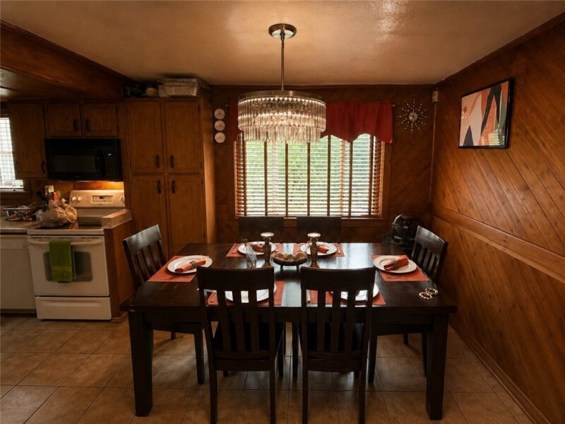 237 Saylong Dr — photo 4
