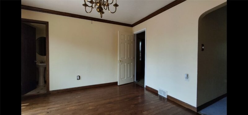 4674 Wilburke Ave — photo 4