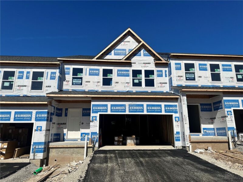 163 Sweetwater Drive — photo 2