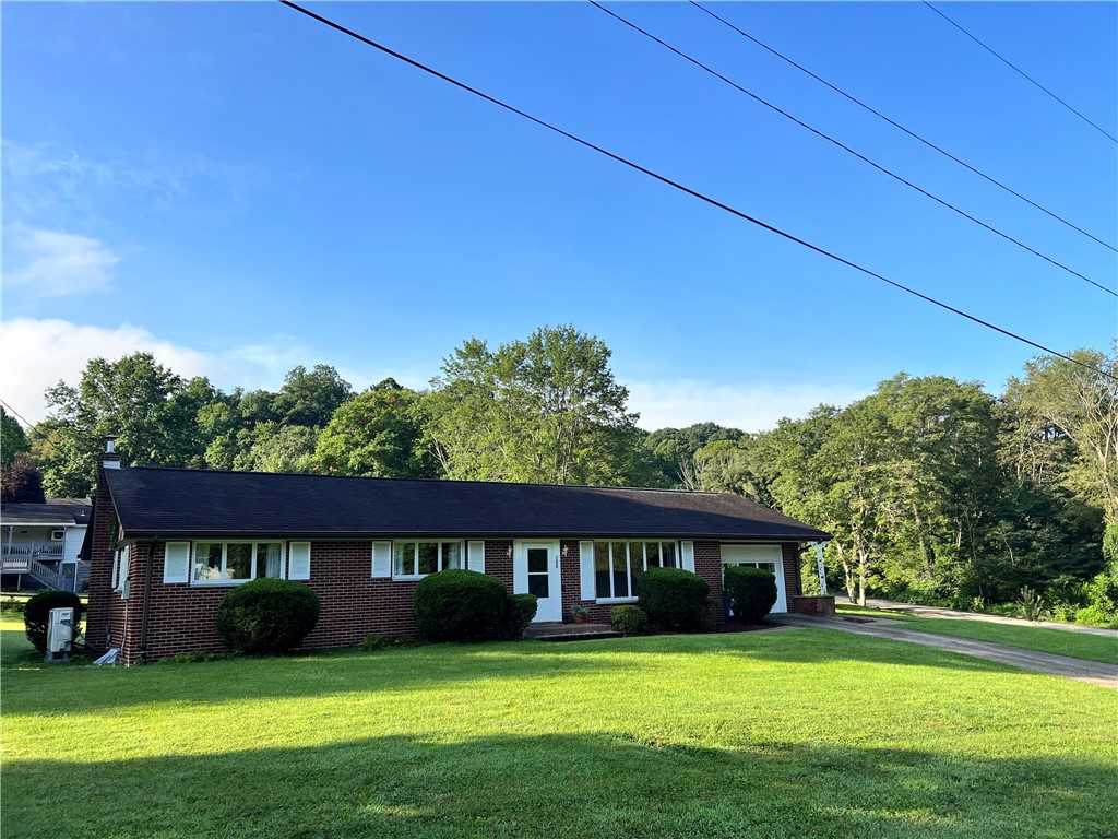 206 Armstrong Ave — photo 1