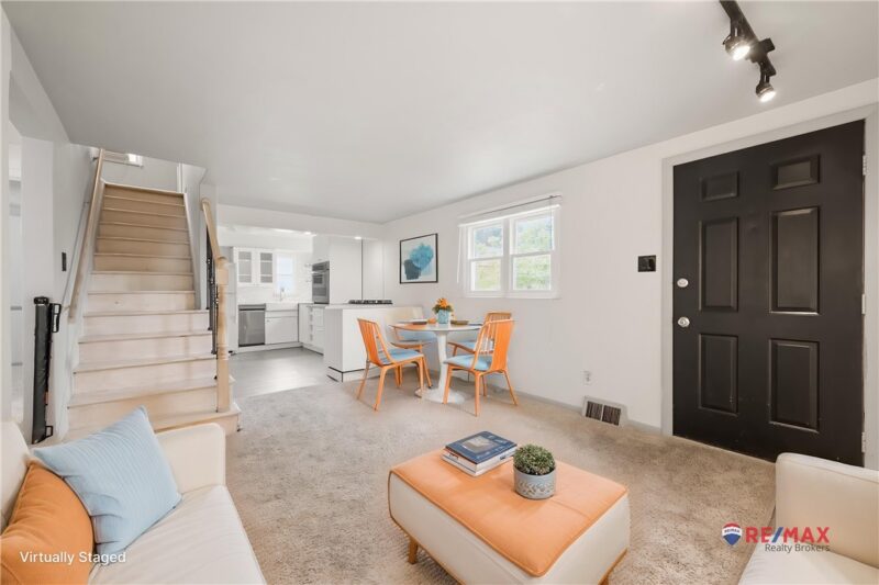 113 Carmella Dr — photo 2