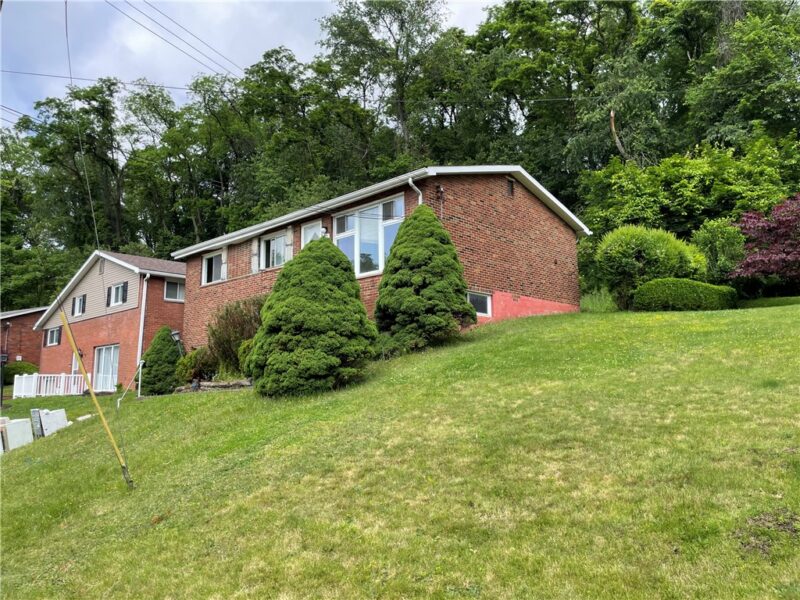 543 Lucia Dr — photo 2