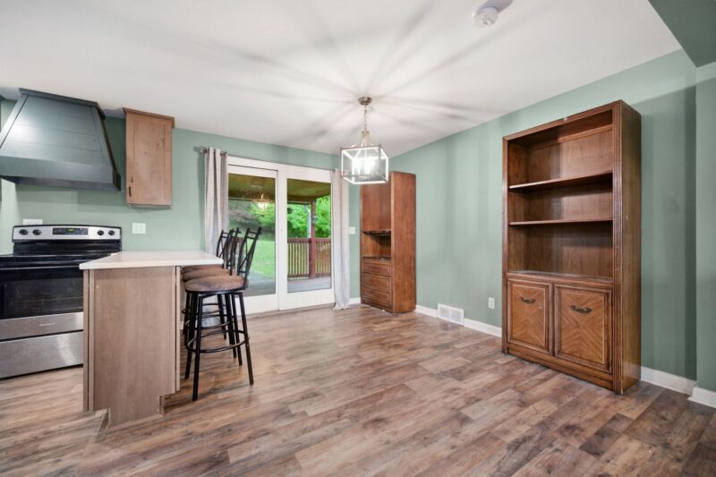 361 Algoma Drive — photo 8