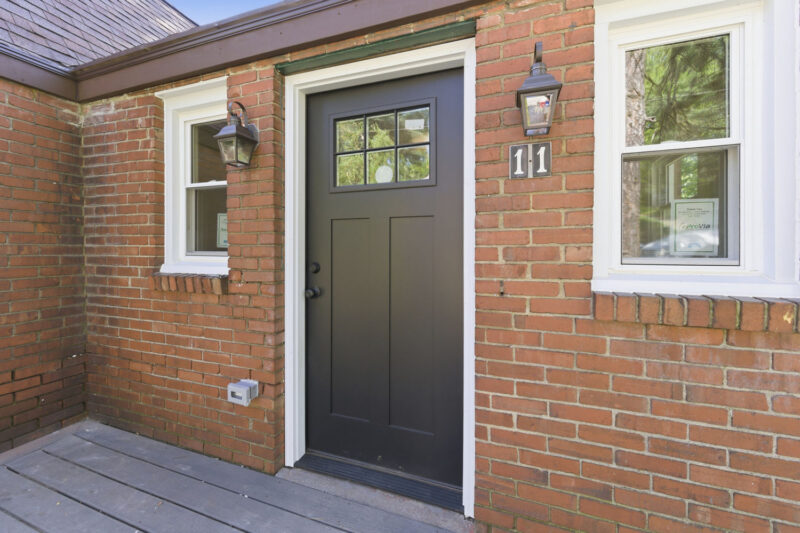 11 Lee AVENUE — photo 3