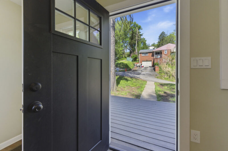11 Lee AVENUE — photo 4