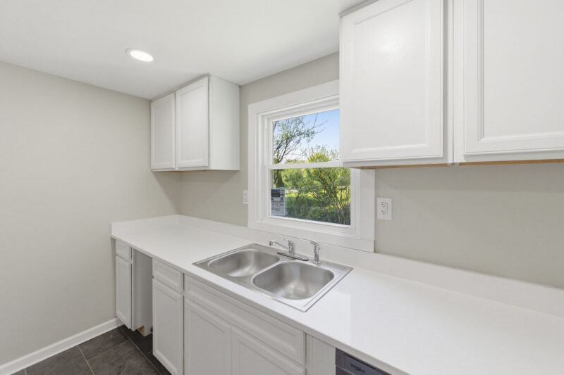 11 Lee AVENUE — photo 8
