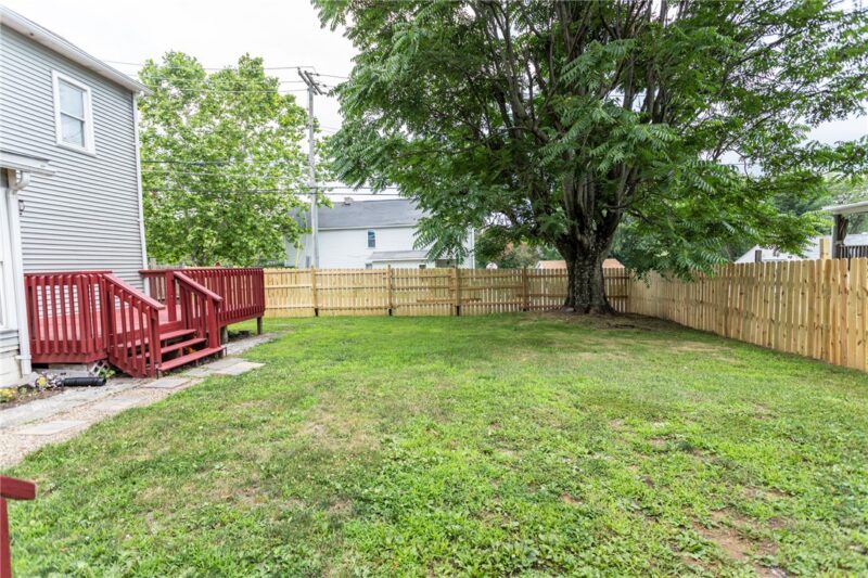 353 Derrick Ave — photo 4