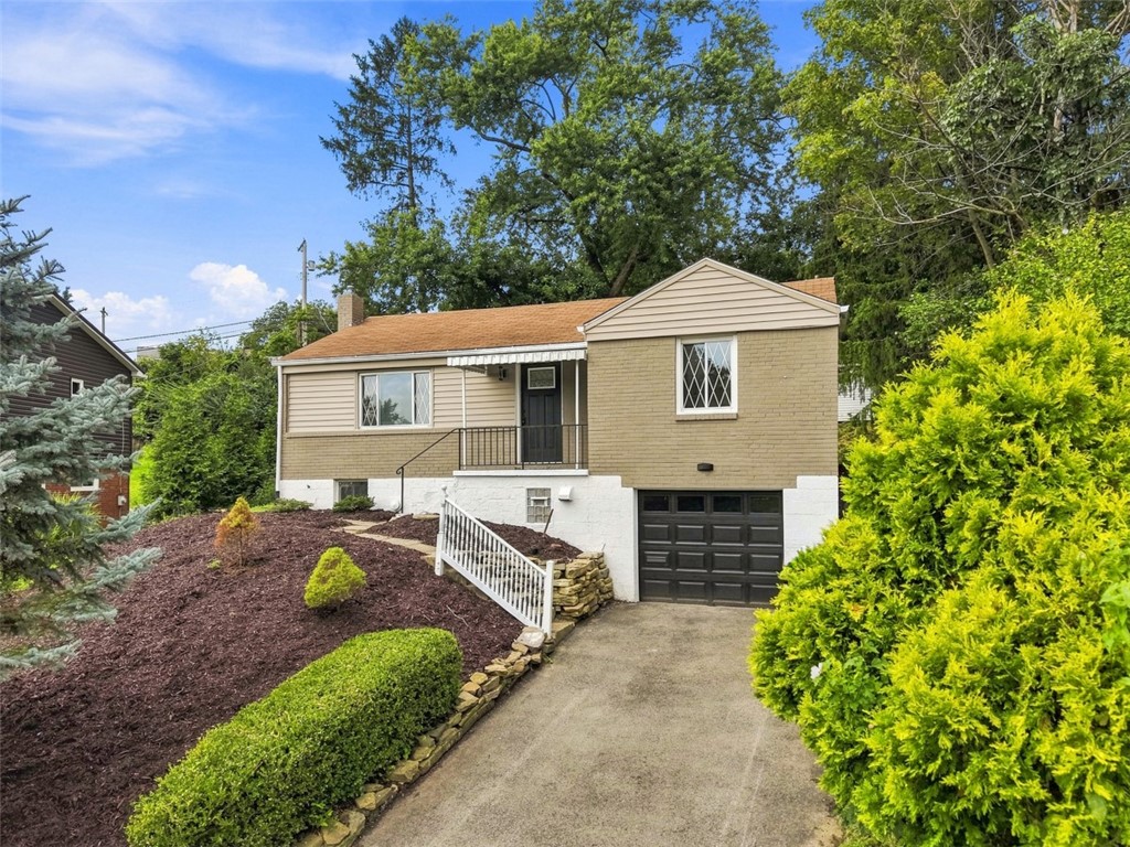 13 Cypress Dr — photo 1