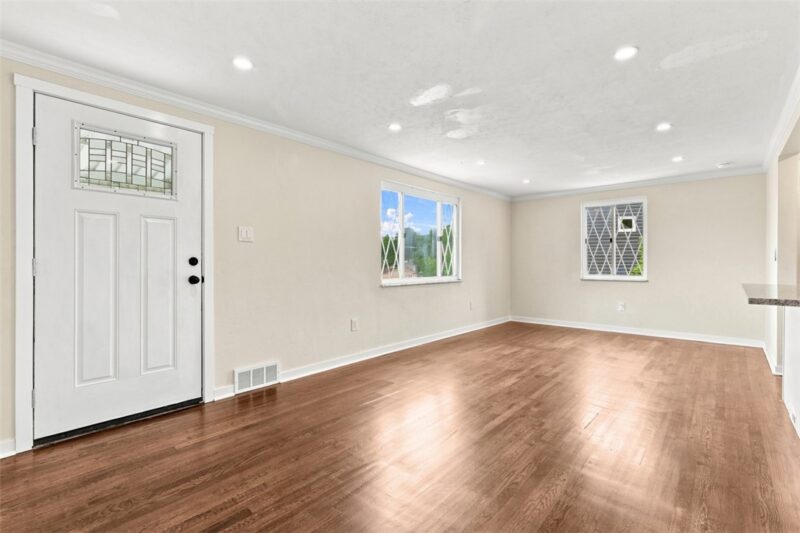 13 Cypress Dr — photo 8