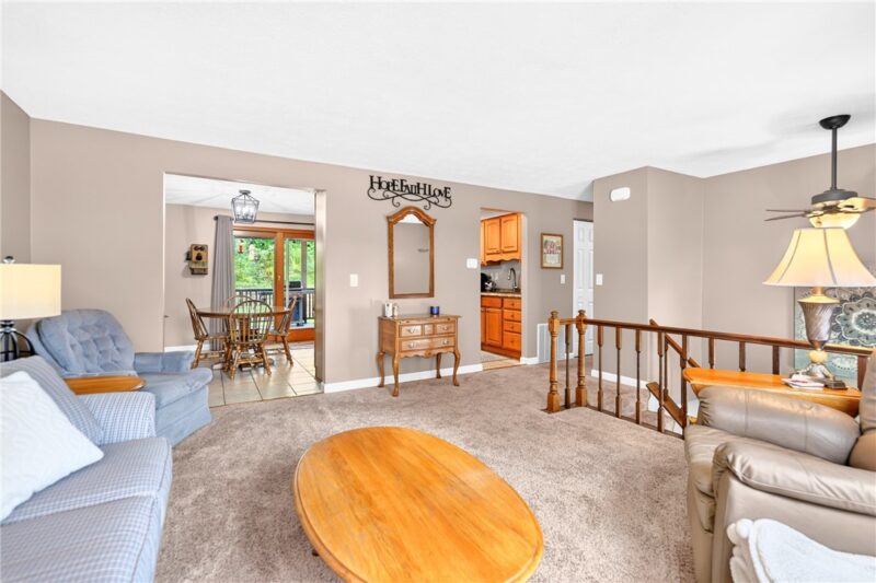1909 Michren Cir — photo 6
