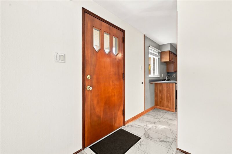 1502 LINNIE LOU DRIVE — photo 3