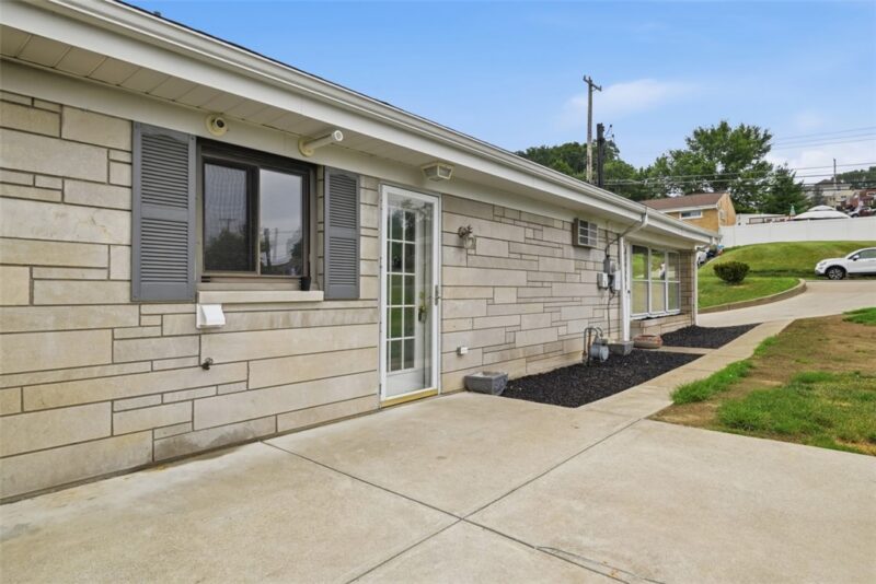 4930 Gardenville Rd — photo 4