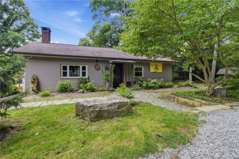 2835 Gravel Lick Rd — photo 2