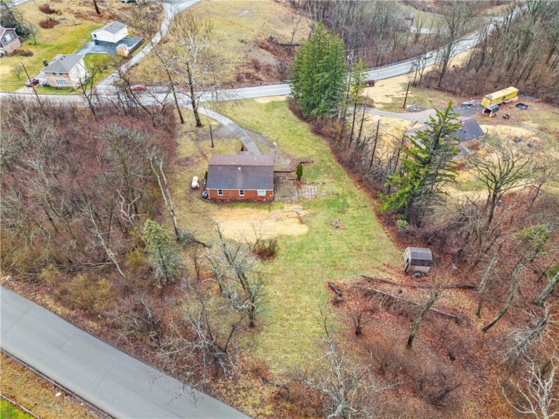 134 Baldwin Rd — photo 4