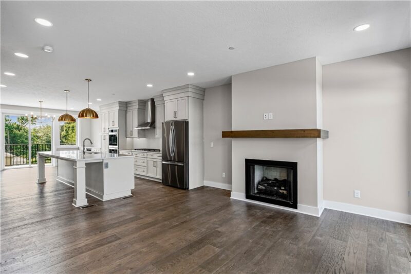 1607 Grandview Avenue — photo 3