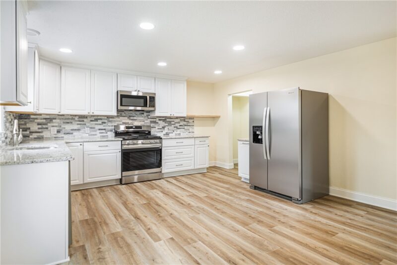 904 Obrien St — photo 2