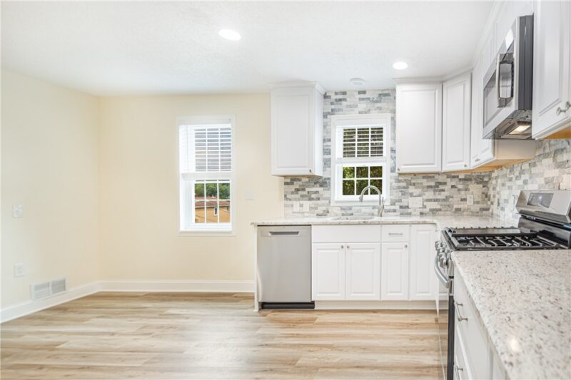 904 Obrien St — photo 6
