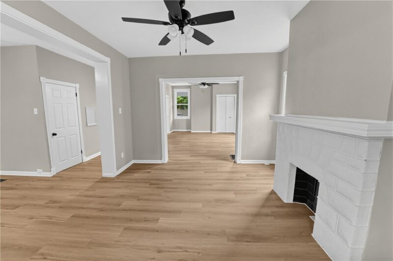 1428 Dormont Ave — photo 7