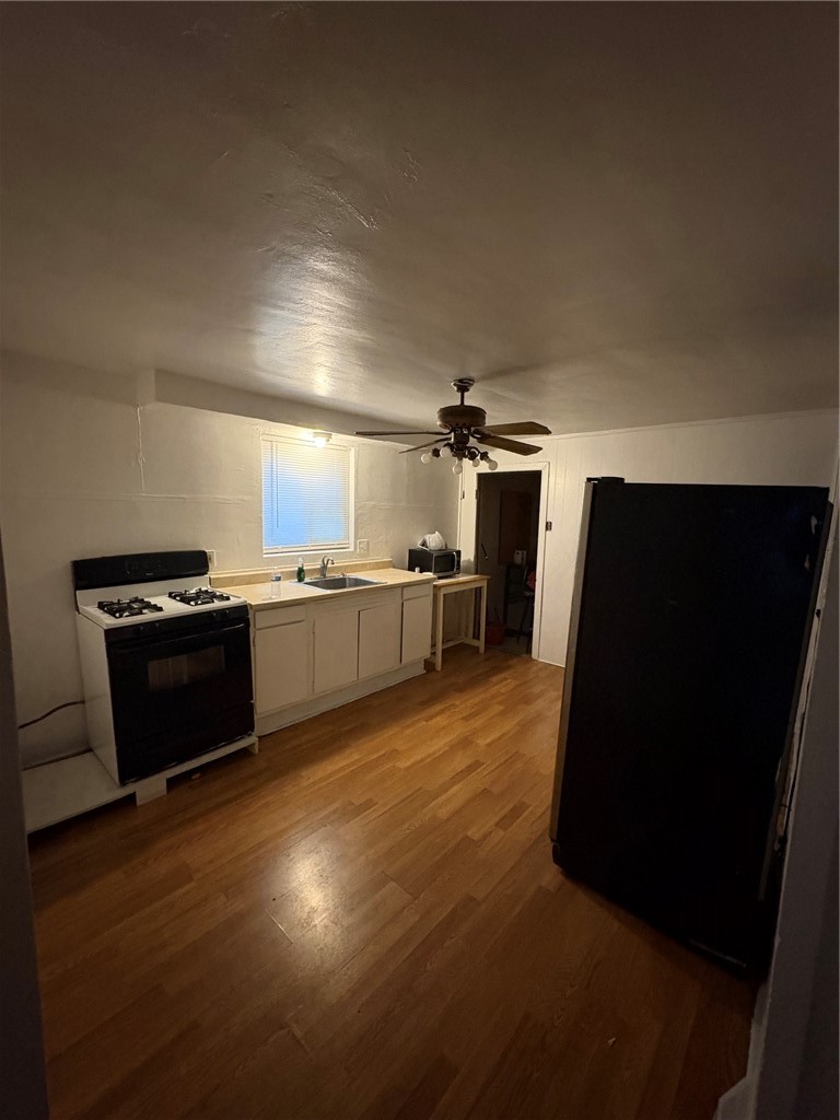 907 Walnut Street — photo 8