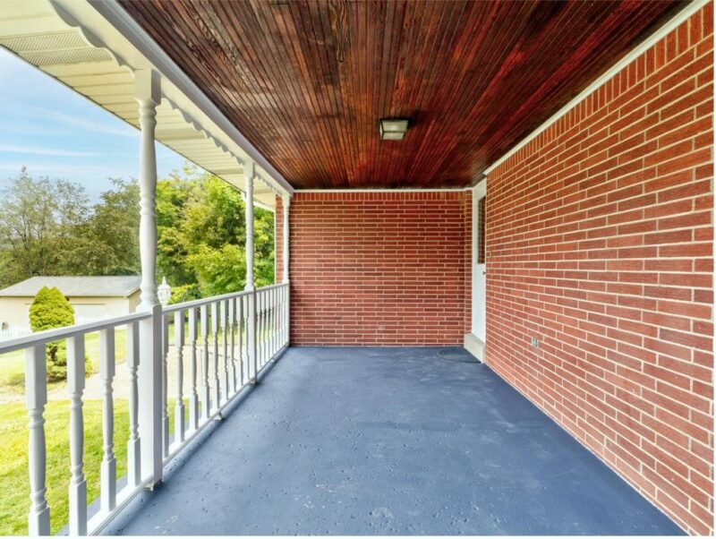 217 Edgewood Ave — photo 3
