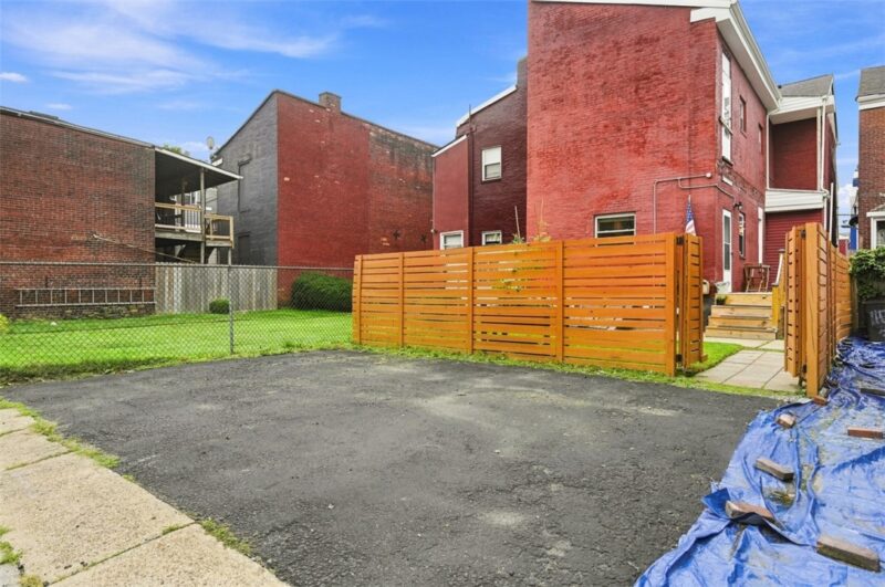 117 44th Street — photo 2