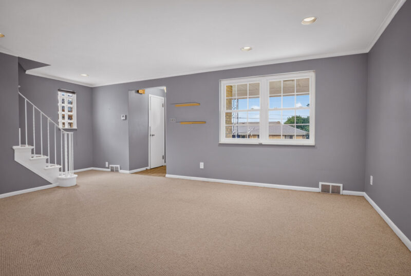 1638 Hawthorne STREET — photo 3