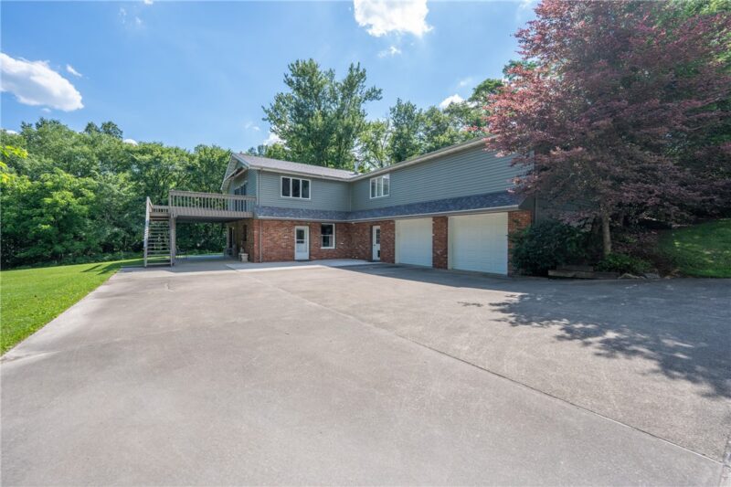 226 Antique Ln — photo 3