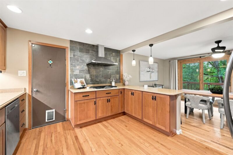 1557 Kuhlview Drive — photo 8