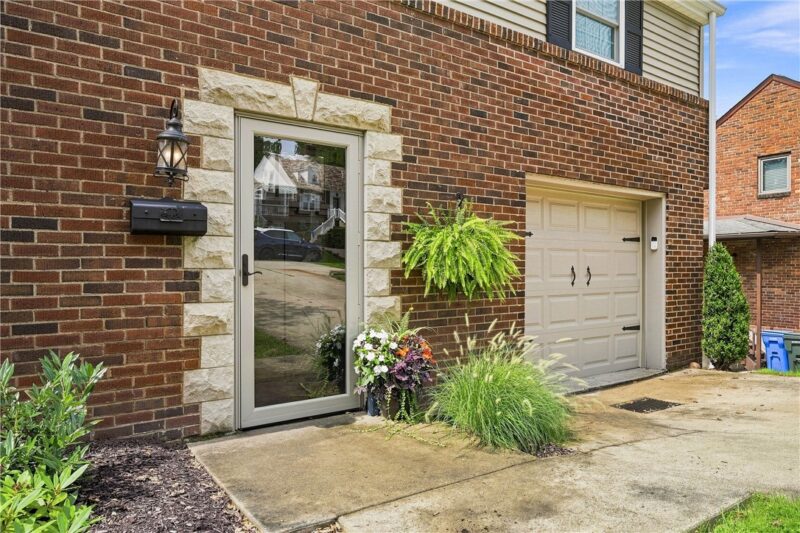 4916 PLYMOUTH ROAD — photo 3