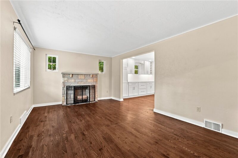4916 PLYMOUTH ROAD — photo 5