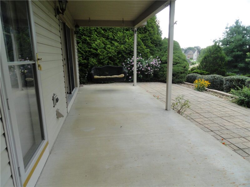 104 Spring Ridge DRIVE — photo 6
