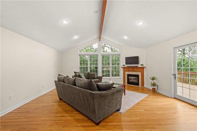 194 Parkridge Lane — photo 8