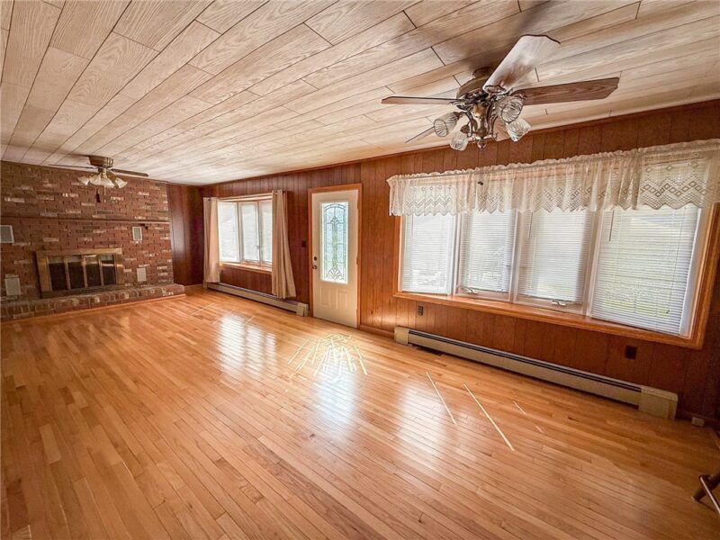 552 Queenstown Rd — photo 5
