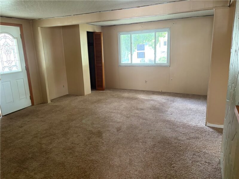 705 Clearview Dr — photo 3