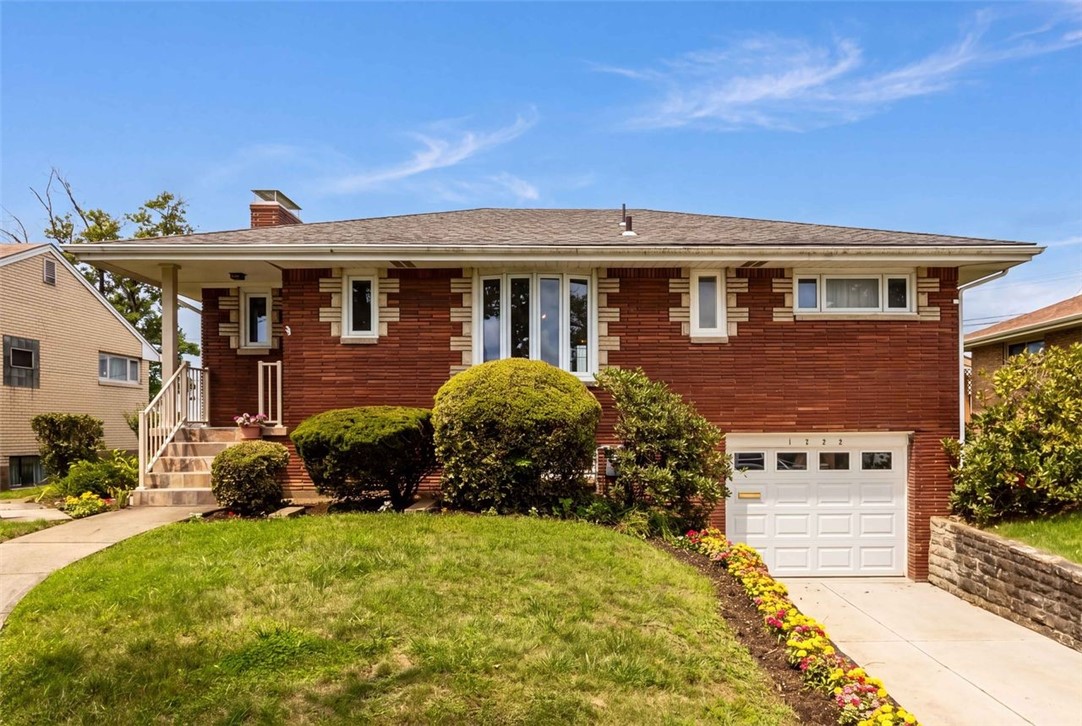1722 Worcester Drive — photo 1