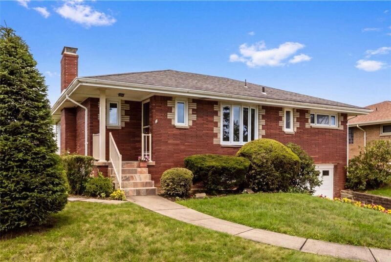 1722 Worcester Drive — photo 3