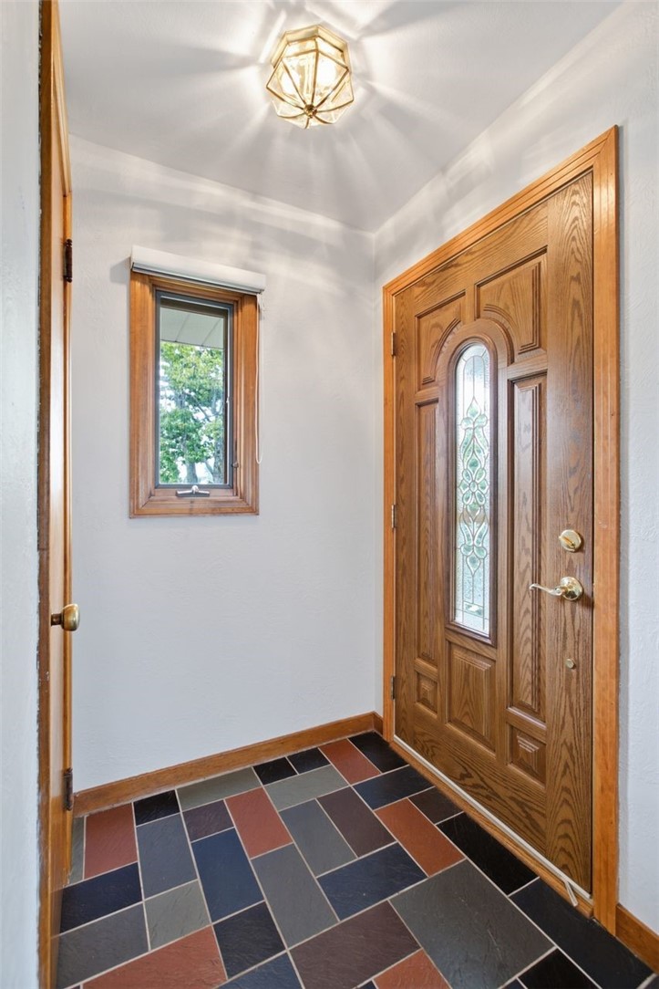 1722 Worcester Drive — photo 5