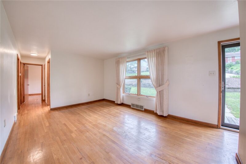 77 Bellview Cir — photo 7